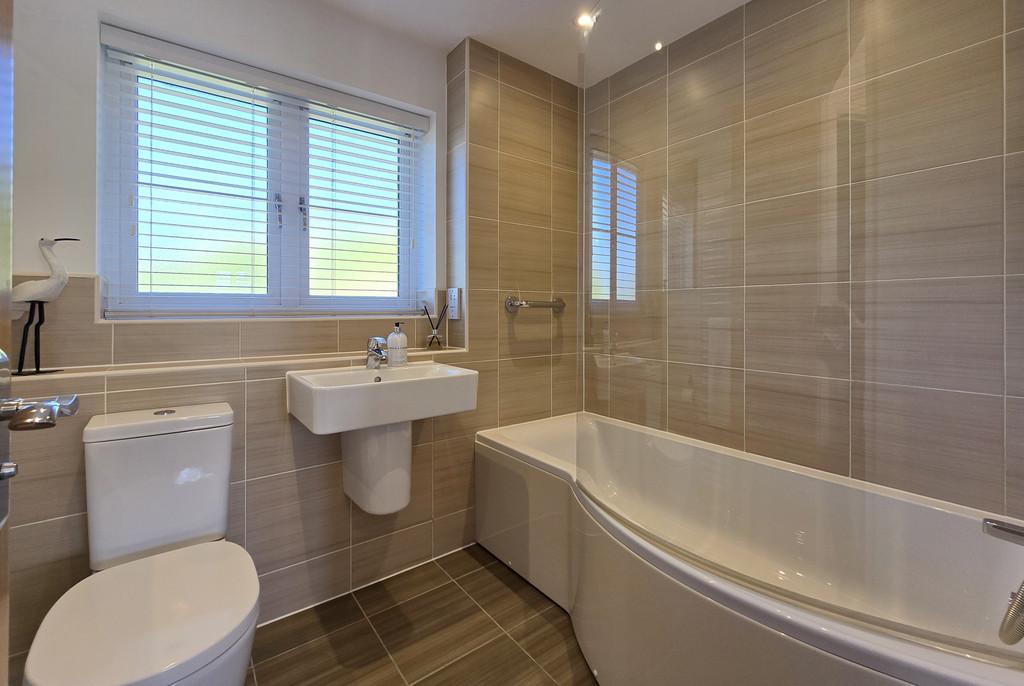 5 AC Bathroom