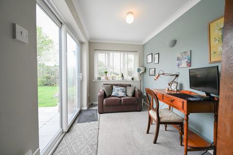 5 Beechcroft Lane, Ringwood, BH24 1QN
