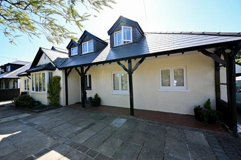 Beechcroft Lane, Ringwood, BH24