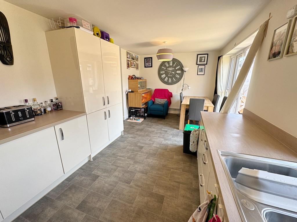 Kitchen to Diner
