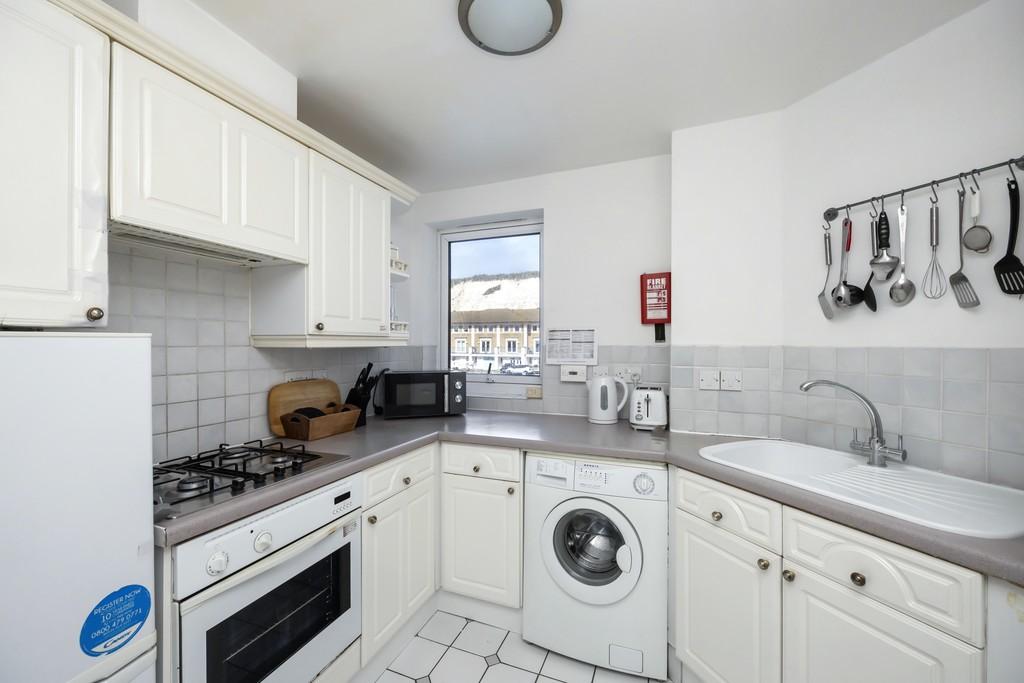 Hamilton Court-019