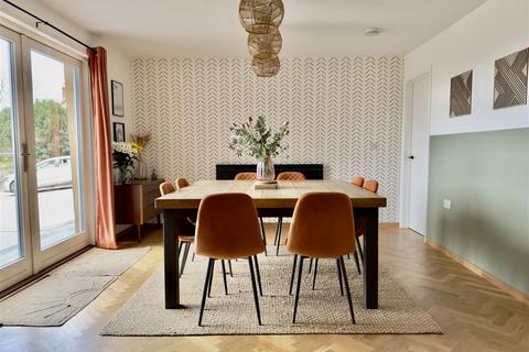 undefined, 6 Trerice Holdings, Trerice, Newquay