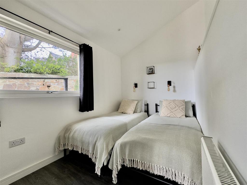 ANNEXE BEDROOM TWO.jpeg