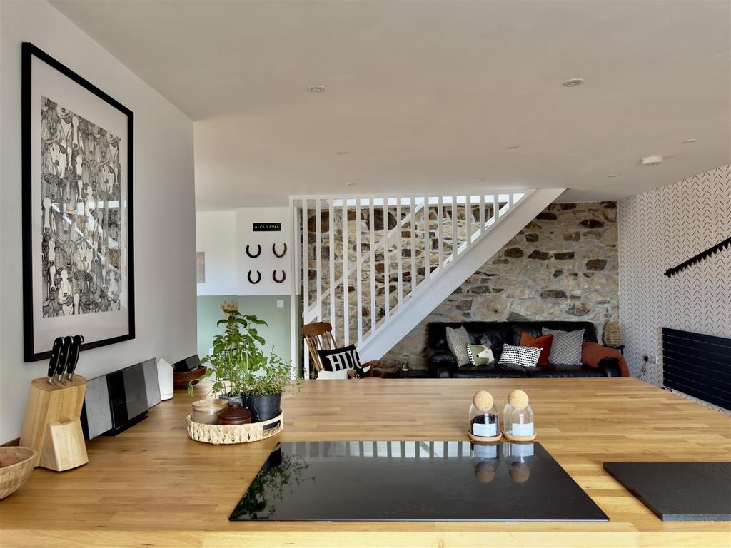 Kitchen to family room