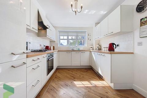 42 The Meadows, Darwen, BB3 0PF