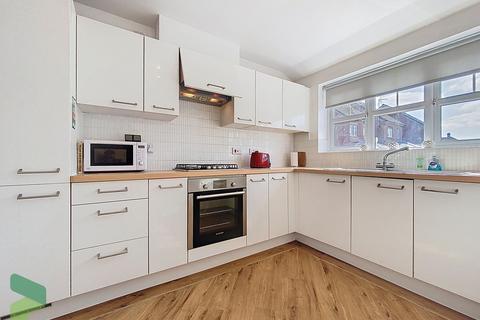 42 The Meadows, Darwen, BB3 0PF