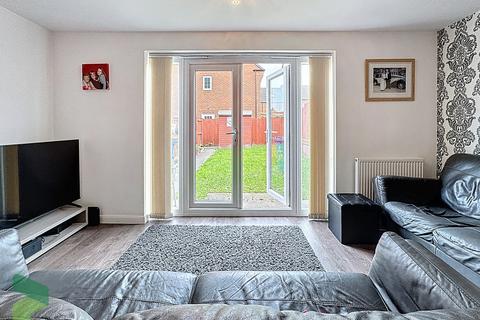 18 Andrews Walk, Blackburn, BB2 3LE