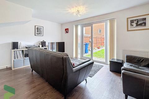 18 Andrews Walk, Blackburn, BB2 3LE