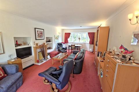 8 Crofton Close, Southampton, SO17 1XB