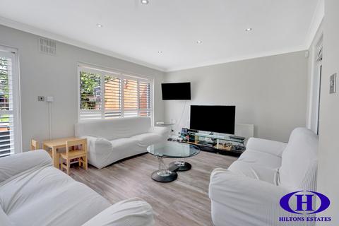 7 bedroom semi-detached house for sale, Norwood Road, Southall