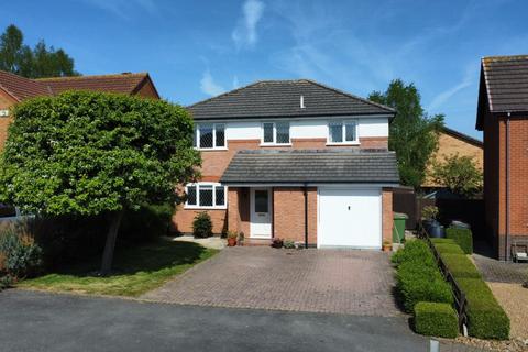 4 bedroom detached house for sale, Heather Crescent, Melton Mowbray, LE13