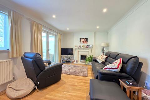 4 bedroom detached house for sale, Heather Crescent, Melton Mowbray, LE13