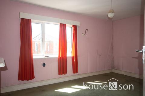 3 bedroom semi-detached house for sale, Parker Road, Bournemouth