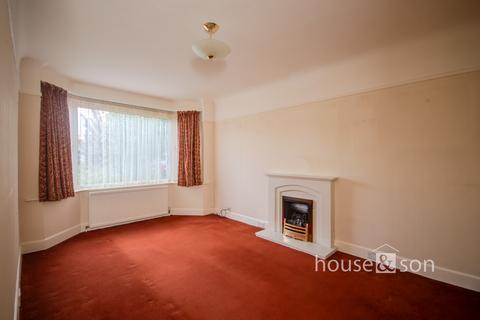 3 bedroom chalet for sale, Wynford Road, Bournemouth