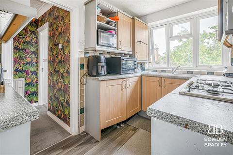 26 Station Road, Gidea Park, Romford, RM2 6DA