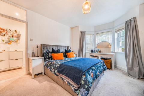 46a Wallbutton Road, London, SE4 2NX