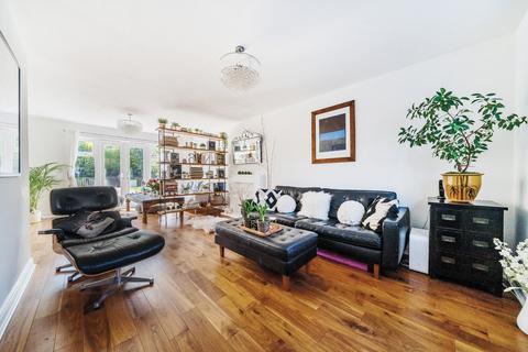 16 Stoneleigh Road, Bromley, BR1 2FW