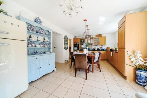 16 Stoneleigh Road, Bromley, BR1 2FW