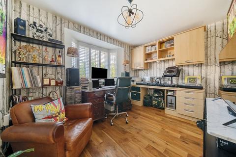 16 Stoneleigh Road, Bromley, BR1 2FW