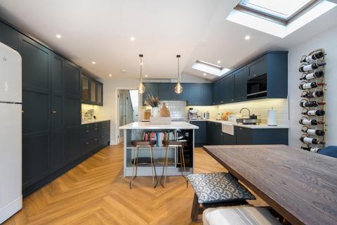 19 Darrell Road, London, SE22 9NJ