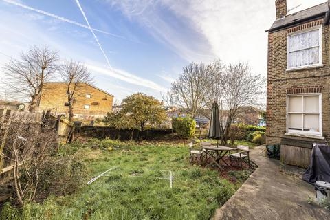 2 bedroom flat for sale, Friern Road, East Dulwich, London, SE22
