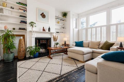 2 bedroom flat for sale, Friern Road, East Dulwich, London, SE22