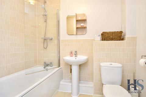 46 Stokesay Close, Chelmsley Wood, Birmingham, B37 7QW