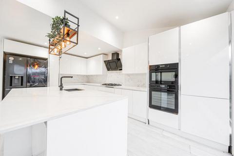 22 Purneys Road, London, SE9 6HT