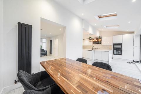 22 Purneys Road, London, SE9 6HT