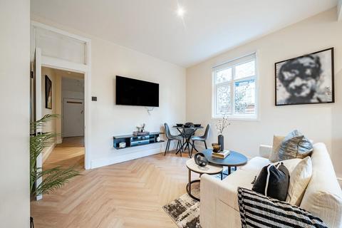2 bedroom maisonette for sale, Roxley Road, London, United kingdom, SE13