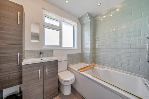 34 Guibal Road, London, SE12 9LX