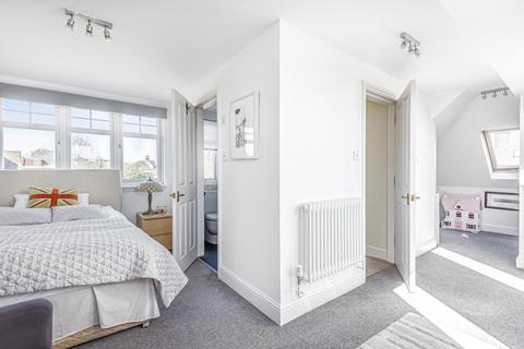 98 Guibal Road, London, SE12 9LZ