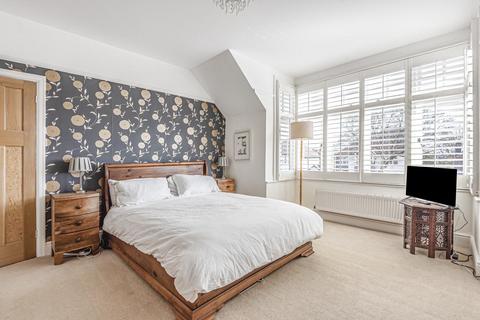 98 Guibal Road, London, SE12 9LZ