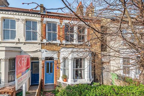 1 bedroom flat for sale, Effingham Road, Lee, London, SE12