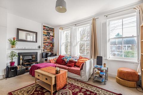 1 bedroom flat for sale, Effingham Road, Lee, London, SE12