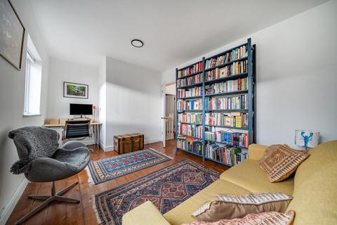 2, Brewster Cottages Courthill Road, London, SE13 6DW