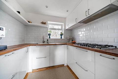 2, Brewster Cottages Courthill Road, London, SE13 6DW