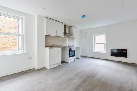 Studio to rent, New Cross Road, London, SE14