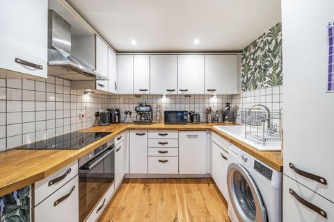 2 bedroom flat for sale, St. Georges Way, Peckham, London, SE15