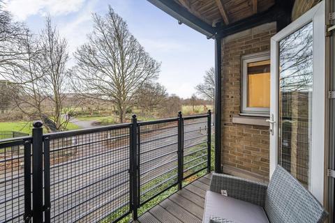 2 bedroom flat for sale, St. Georges Way, Peckham, London, SE15