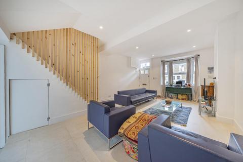 3 bedroom terraced house for sale, Chadwick Road, Peckham Rye, London, SE15