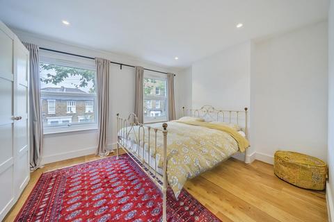 3 bedroom terraced house for sale, Chadwick Road, Peckham Rye, London, SE15