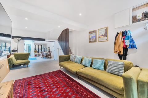 3 bedroom terraced house for sale, Chadwick Road, Peckham Rye, London, SE15
