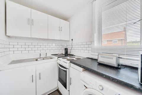 1 bedroom flat for sale, Cheltenham Road, Peckham Rye, London, SE15