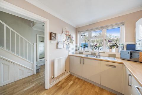 10 Sandlings Close, London, SE15 3SY