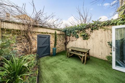 9 Relf Road, London, SE15 4JS