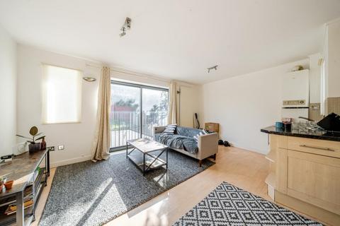 Anstey Road, Peckham, London, SE15