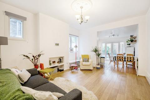 2 bedroom flat for sale, Mount Ephraim Road, Streatham, London, SW16