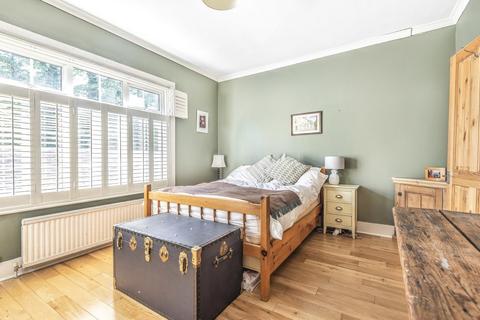 58 Robson Road, London, SE27 9LB