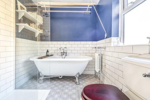 58 Robson Road, London, SE27 9LB